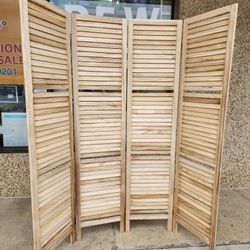 4 panels wood room divider (64"W×67"H)