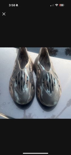 Yeezy Foamrunner Size 12