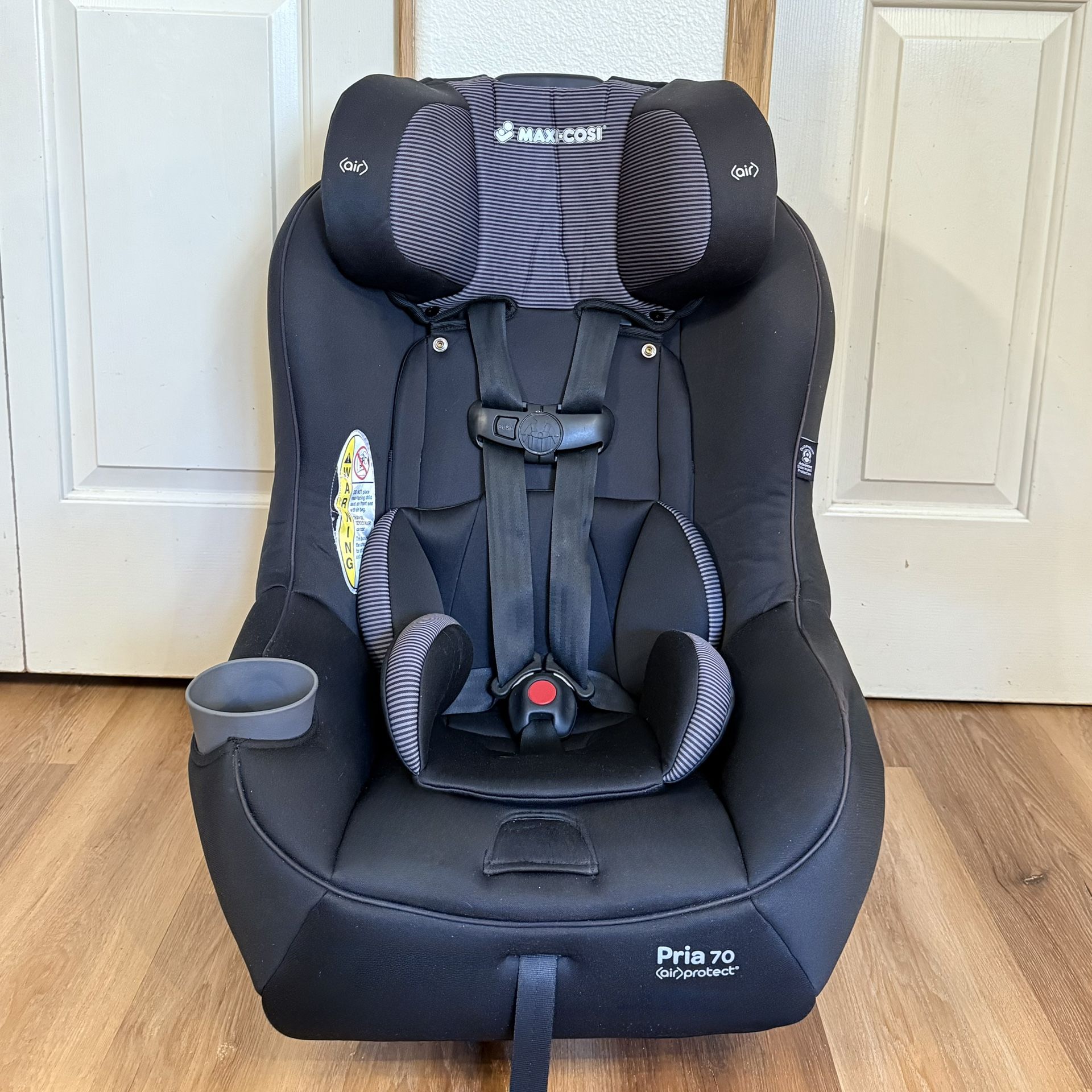Maxi Cosi convertible car seat