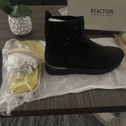 Kenneth Cole Sandals And Boots