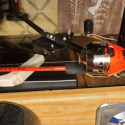 SHAKESPEARE  " REVERB " FISHING ROD & REEL