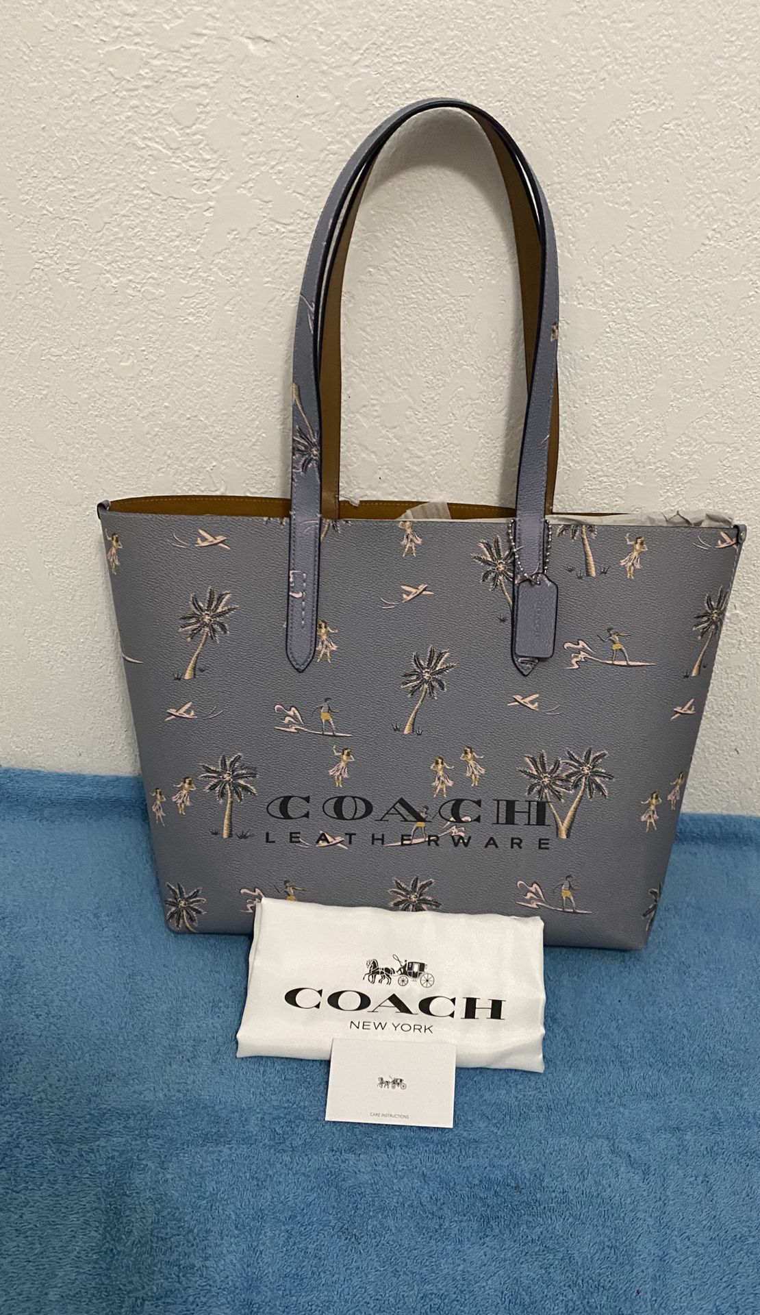 Coach Hawaiin Print Tote Bag (Rare Bag)