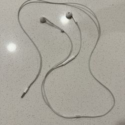 Apple EarPods, 3.5mm Headphone Plug