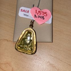 *Check Description* 22K YG Pendant 8.2 Grams