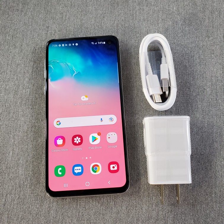 Samsung Galaxy S10e UNLOCKED Like New