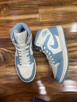 Nike Air Jordens Size 8 W