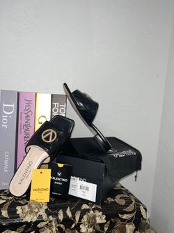 VALENTINO APHRODITE BLACK