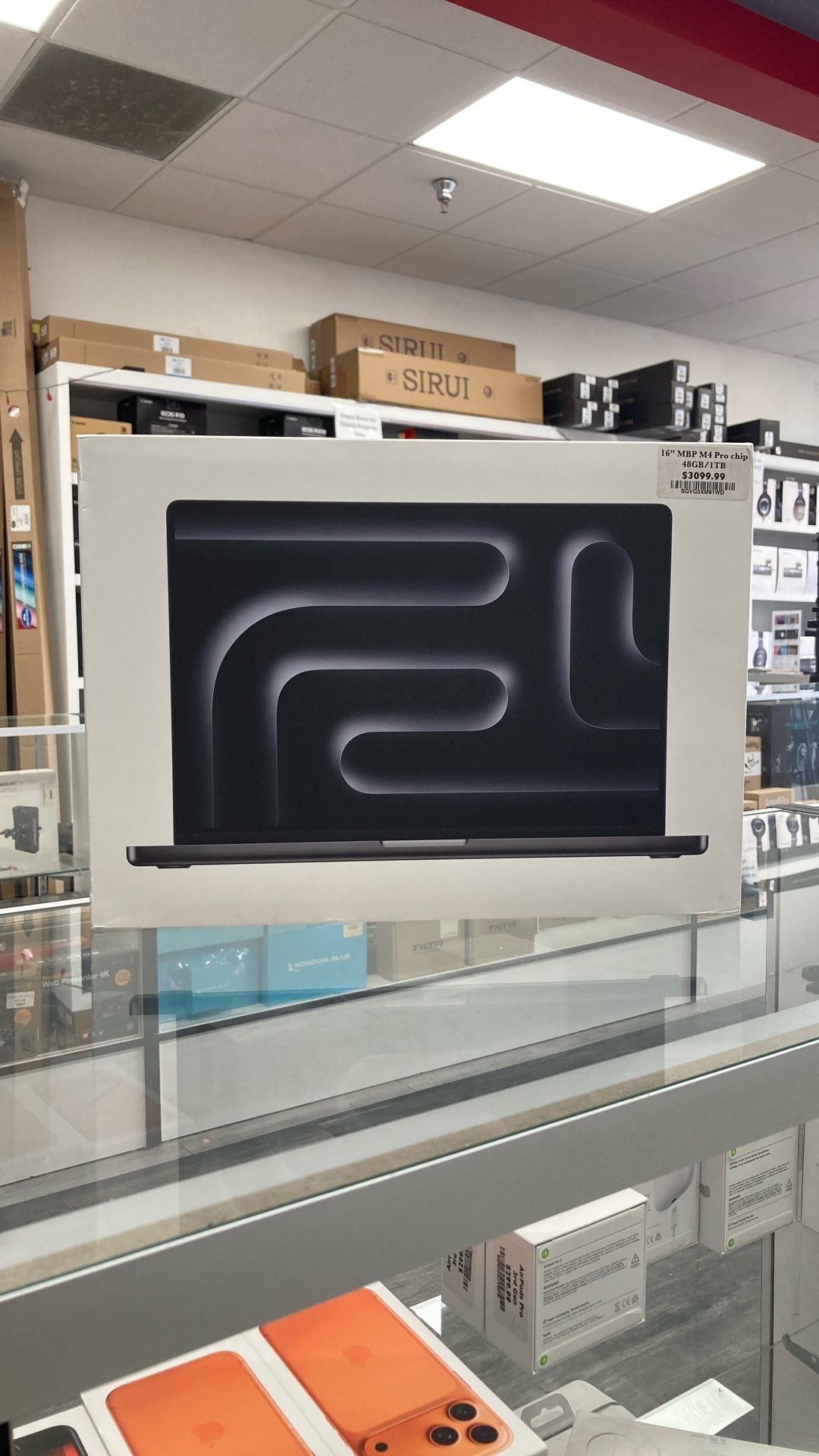 16ββ MBP M4 Pro Chip 48GB 1TB