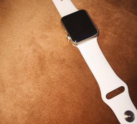 This is a Apple Series 1 Watch