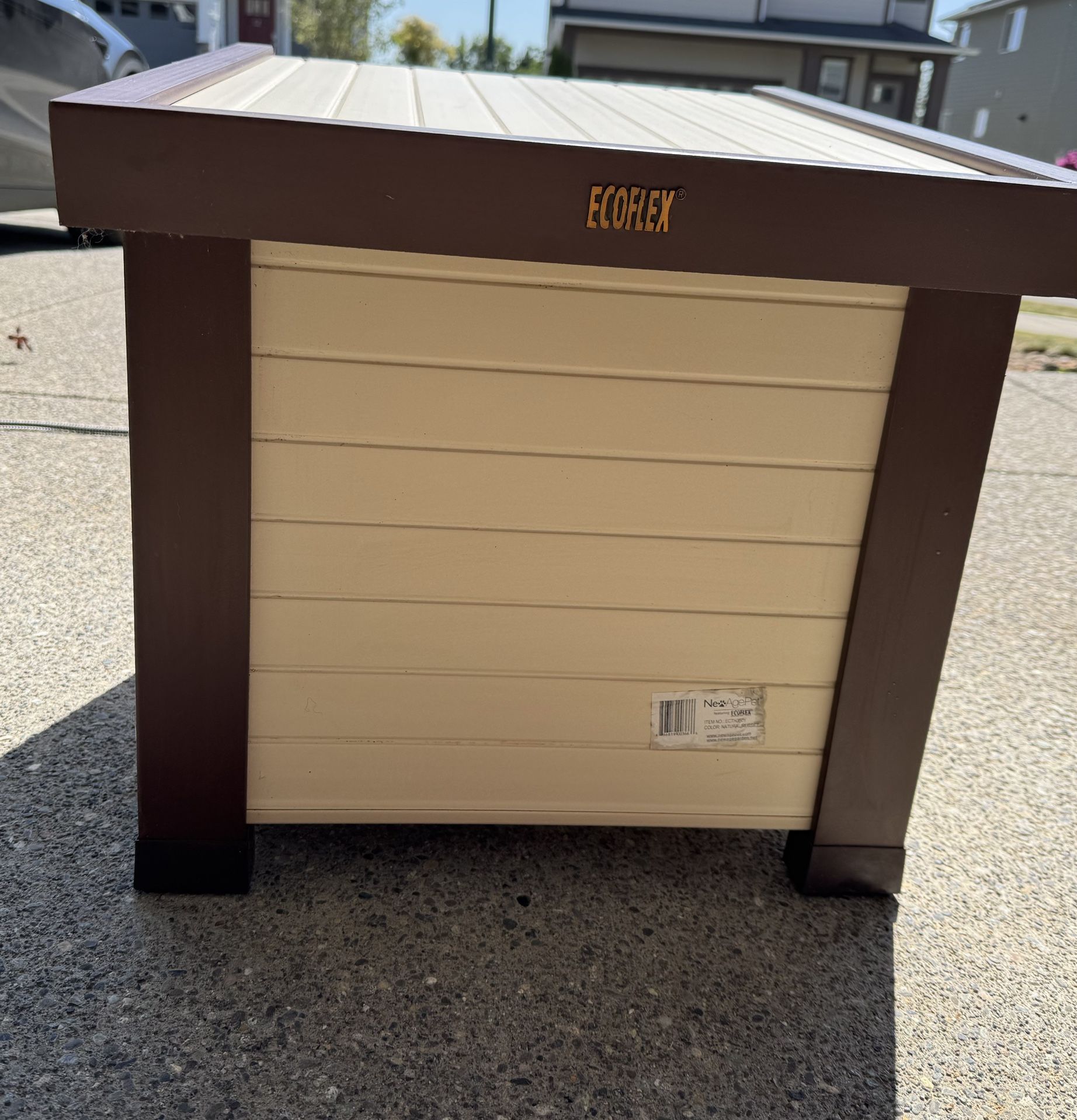Pet ECOFLEX Outdoor Cat House Shelter, Tan, Pad, and Heating Pad