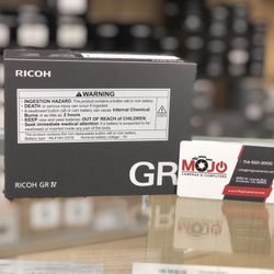 Ricoh GR IV 