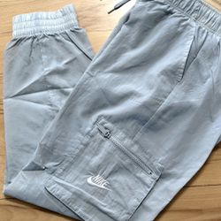 NIKE light weight nylon cargo kids large women's small brand new no tag