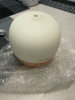 New  Coral Company Essential Oil Diffuser