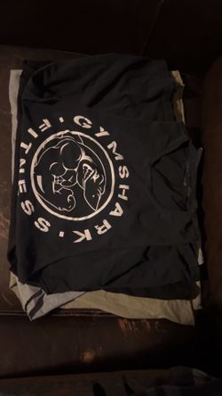 8 Men Gym Shark Shirts Sz Xl Asking $50 For All