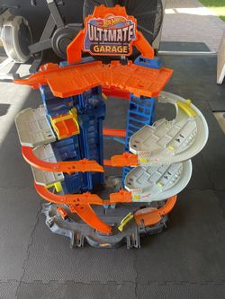 Hot Wheels Car Tower 