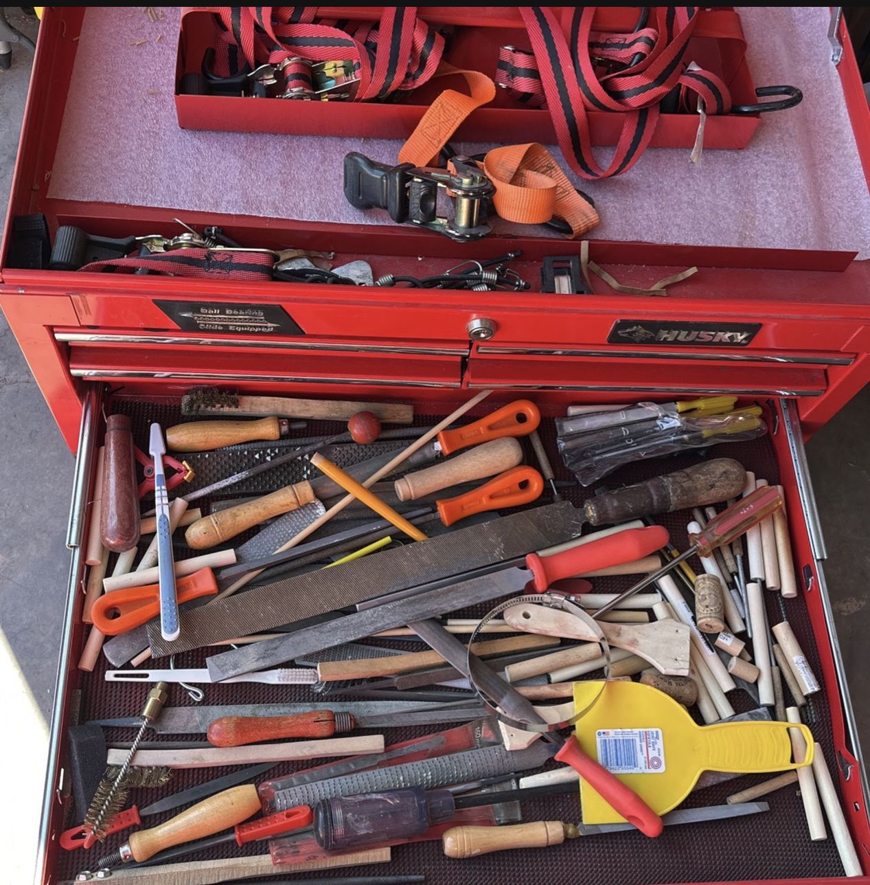 Red Husky Tool Box A 8 Drawer