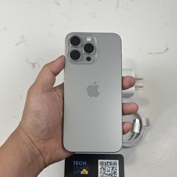 iPhone 15 Pro Max 256Gb Unlocked