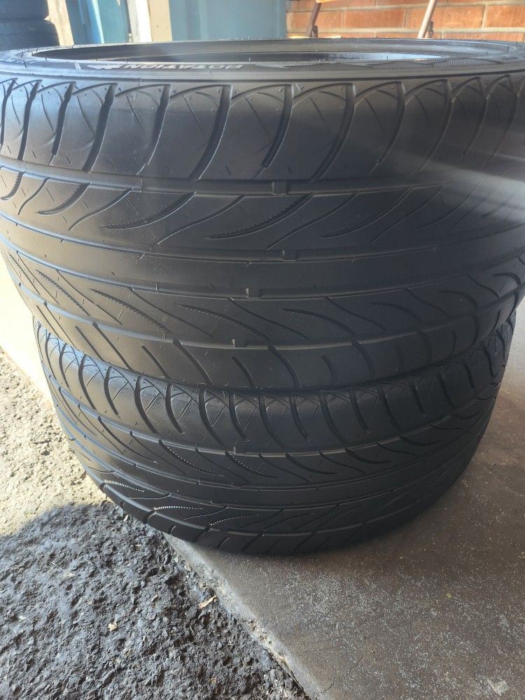 SUMMIT 235 45 17 (TIRE PAIR)