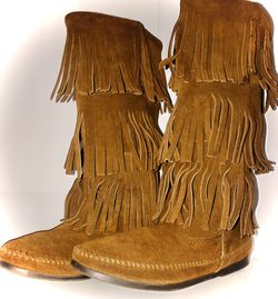 3 Layer Fringe Minnetonka Womens Size 6