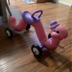 Radio Flyer Inch Worm 