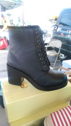 Botas