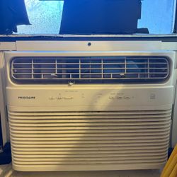 Windows AC Frigidaire