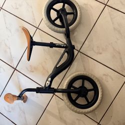 Chillafish Charlie Balance Bike – Great Condition!