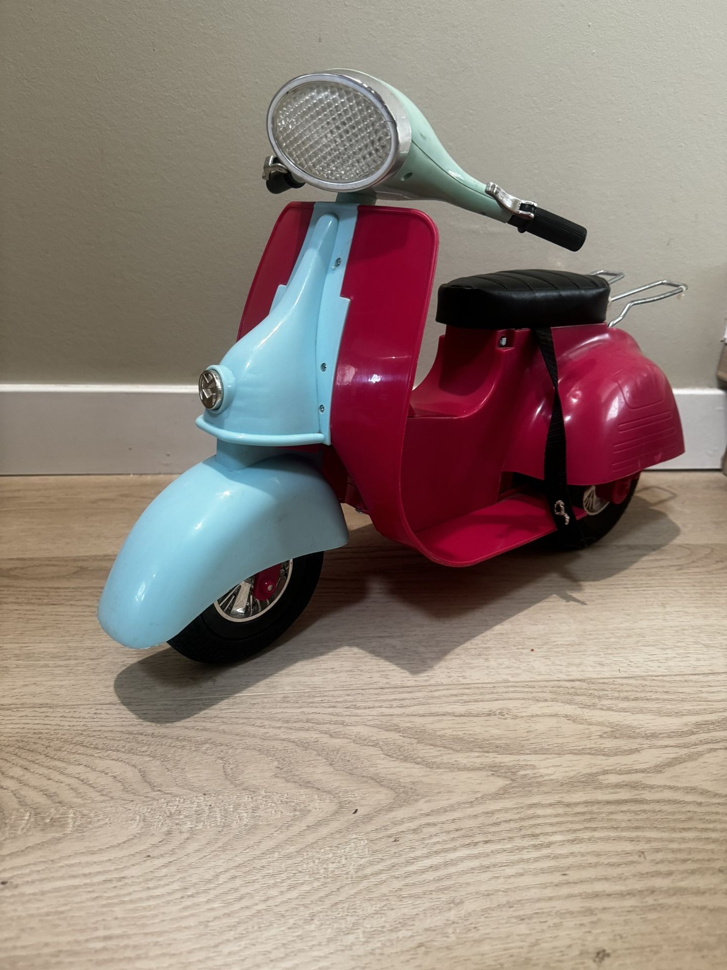 VESPA SCOOTER FIT 18" AMERICAN GIRLS DOLL 