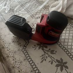 Milwaukee Palm Sander