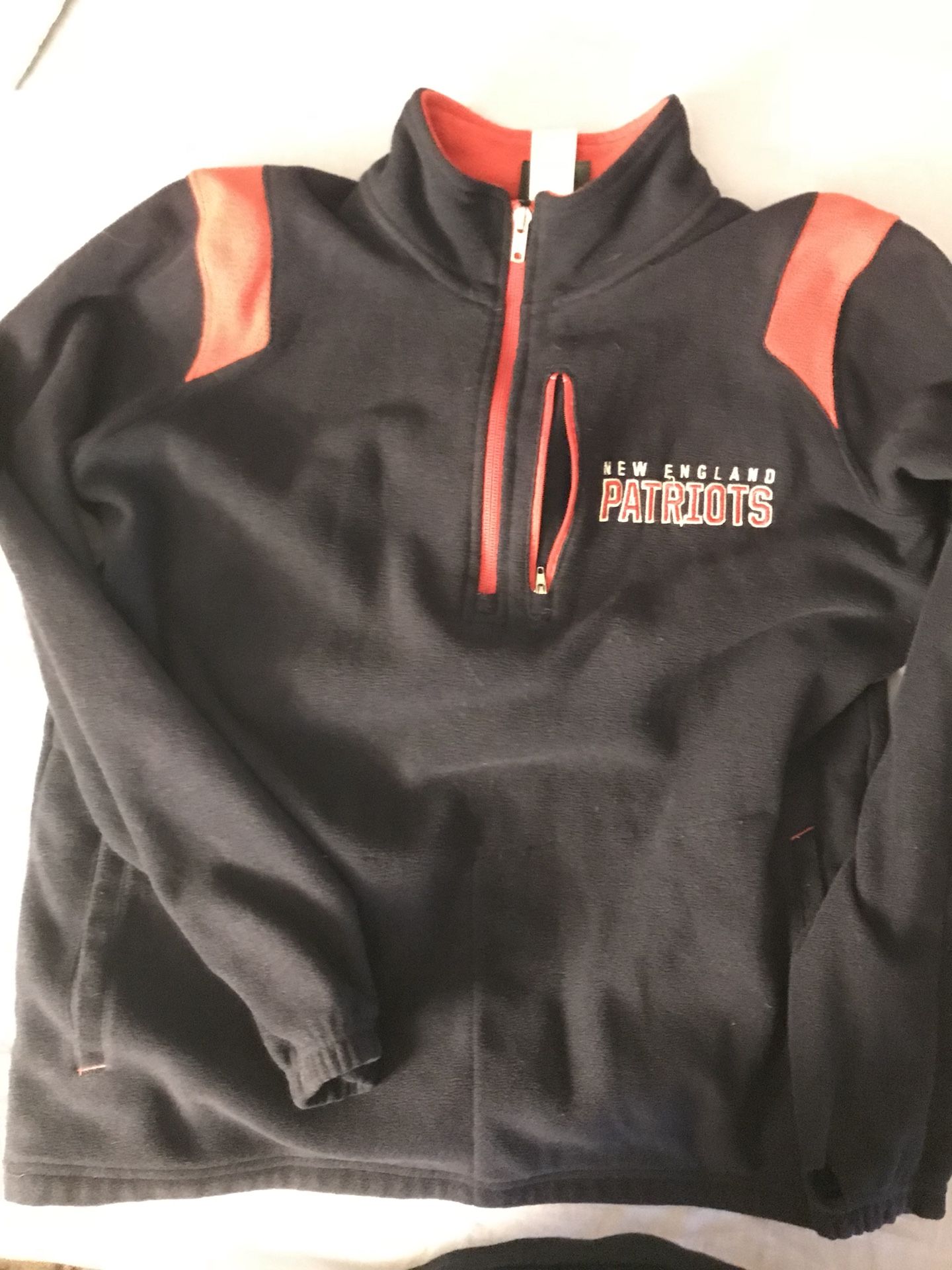 Youth 14-16 Patriots Fleece