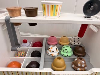 Melissa & Doug Ice Cream Set