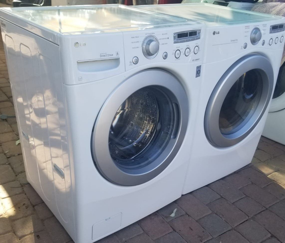 SET LG.. WASHER AND DRYER ELECTRIC