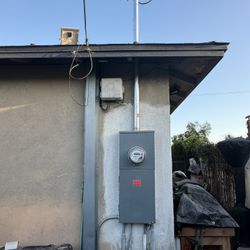 NEW 200 AMP SQUARE D PANEL