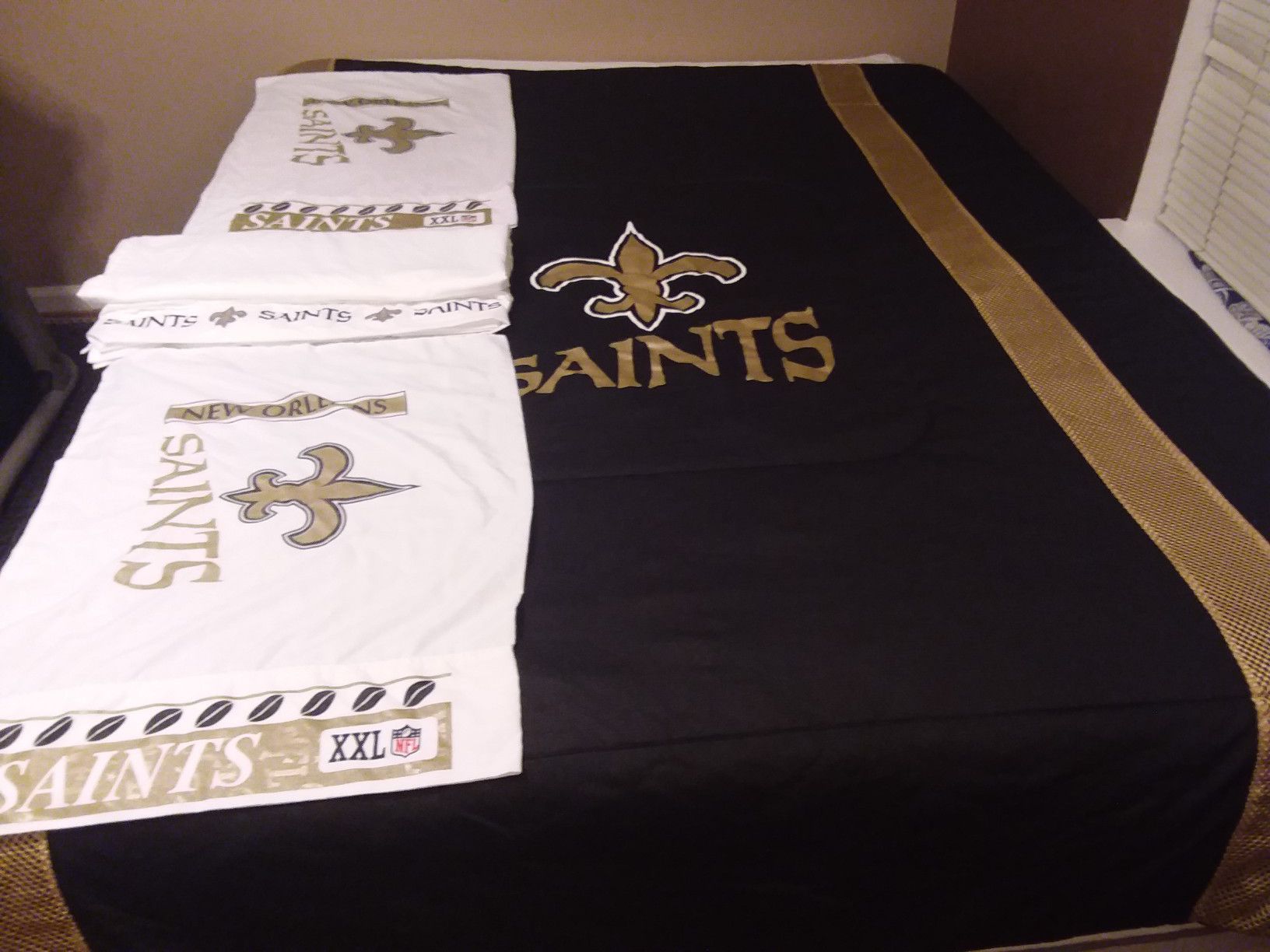 Saints Comforter, Bed sheet and Pillow cases