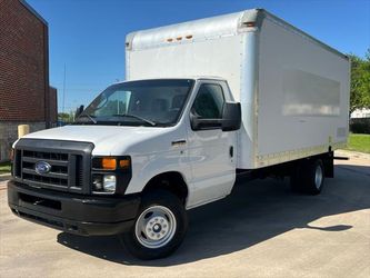 2016 Ford E-350 Cutaway