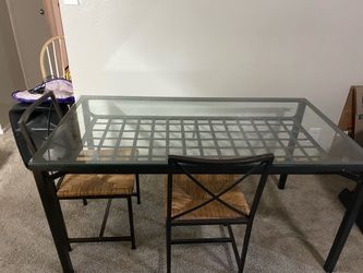 Glass table w/ 4 chairs