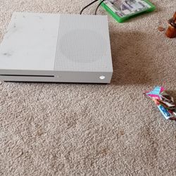 Xbox One S 