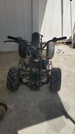 Small quad frame woth tires