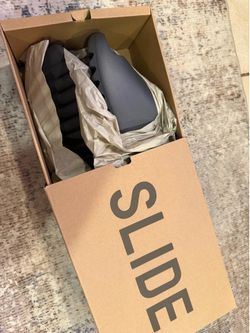 Yeezy Slide Granite size 12