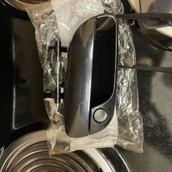 2005 Hyundai ELANTRA front passenger door handle assembly