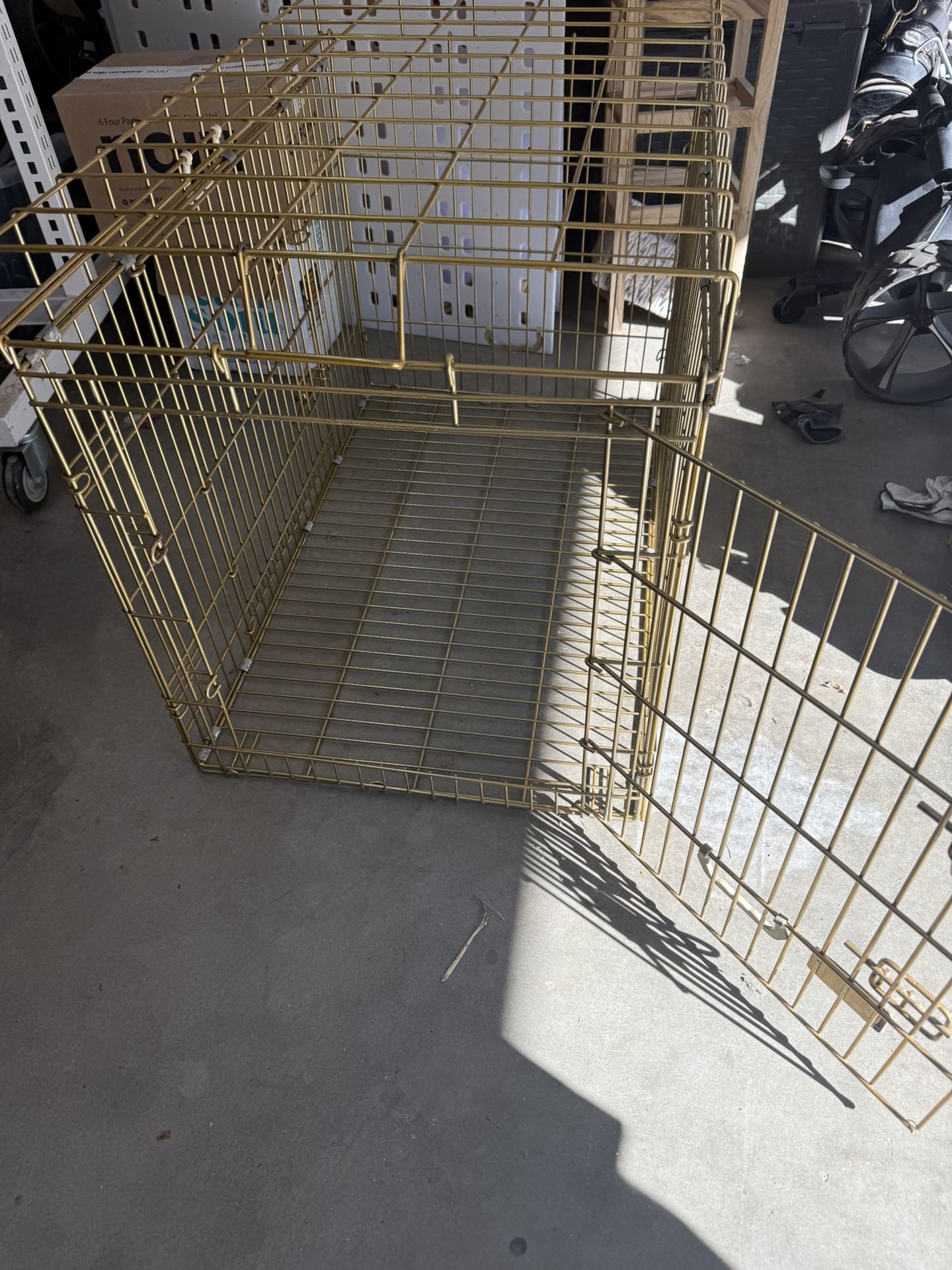 Large Metal Dog Kennel – 28”H x 36”L x 28”W