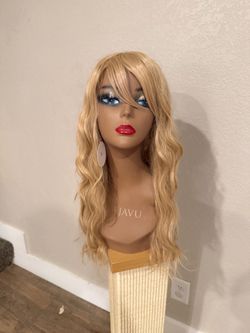 22 inch Long Blonde Wavy Wig with Bangs