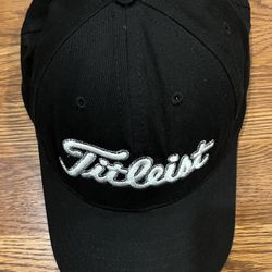 Titleist Black hat with red accents