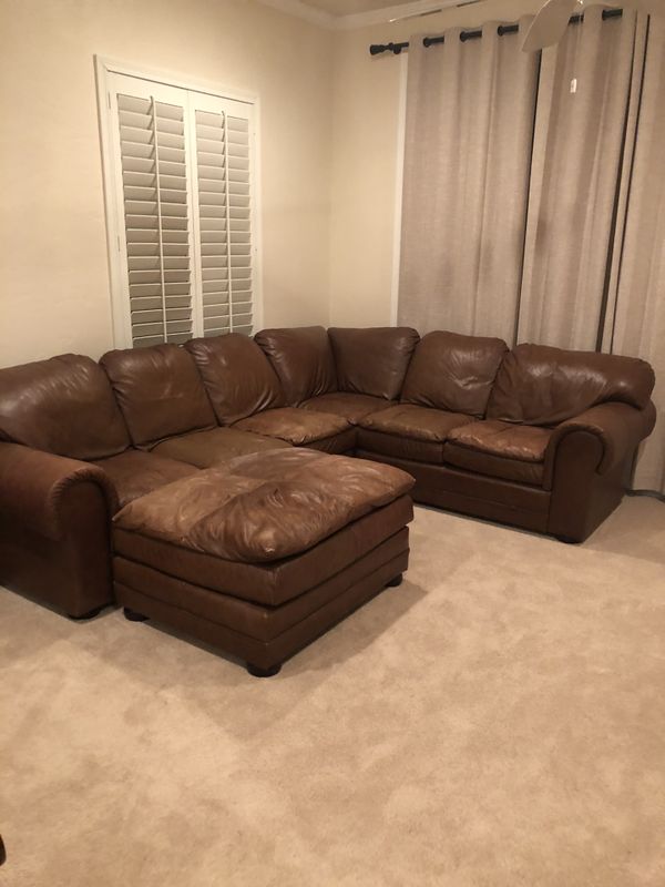 Arizona Leather Large Sectional Sofa / Couch for Sale in Gilbert, AZ