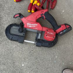 Milwaukee Band Saw