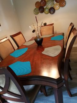 Dinning table