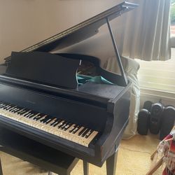 STORY AND CLARK PIANO