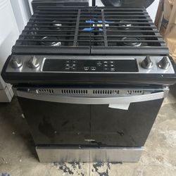 Whirlpool Gas Stove N Oven 