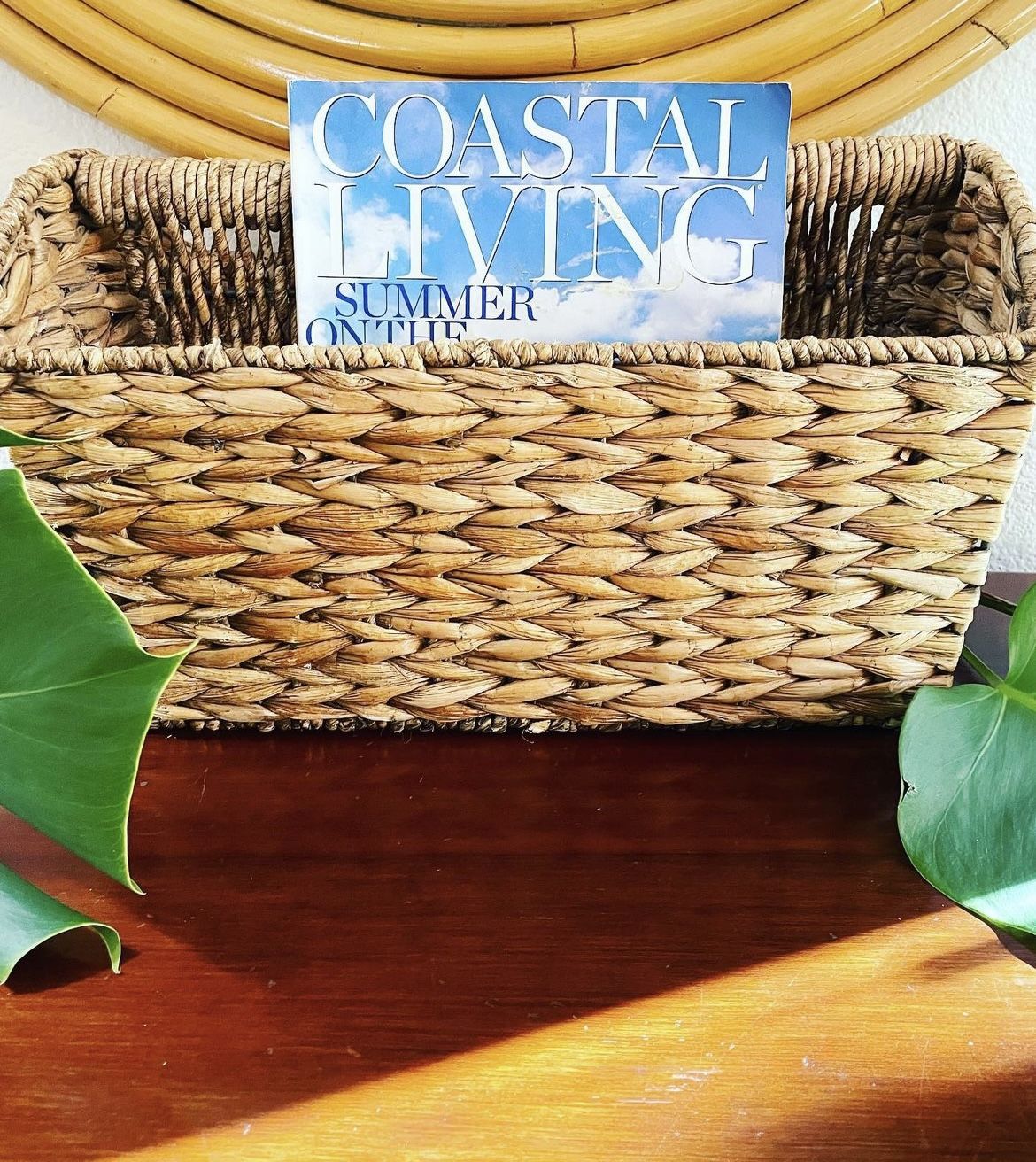 Seagrass Magazine Rack