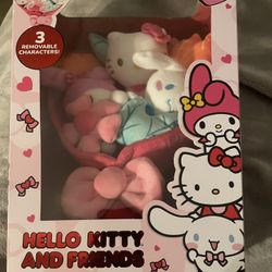 Hello Kitty Valentine Plush Bouquet